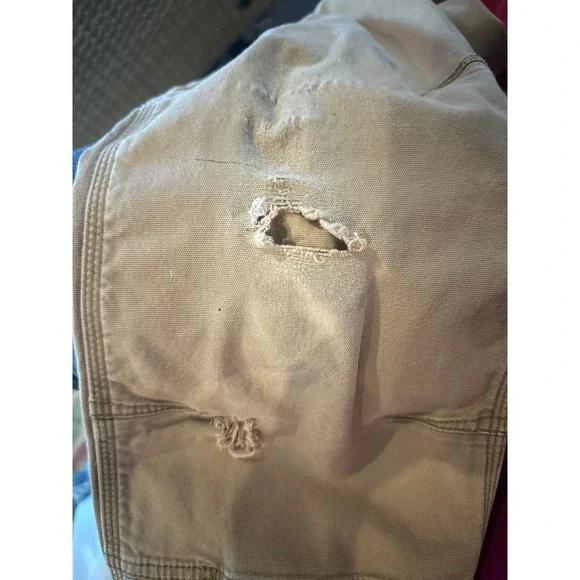 Carhart Pants Jeans Relaxed Fit Distressed Size 32 x 34 Read description - Picture 3 of 9